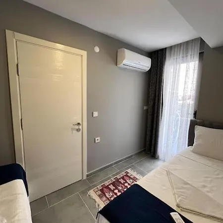 Villa Oezel Havuzlu Ruezgar *