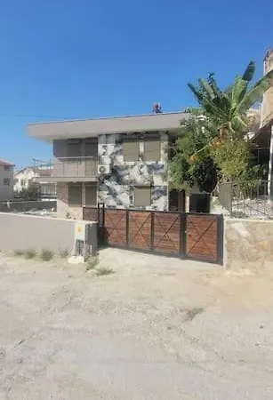 Villa Oezel Havuzlu Ruezgar